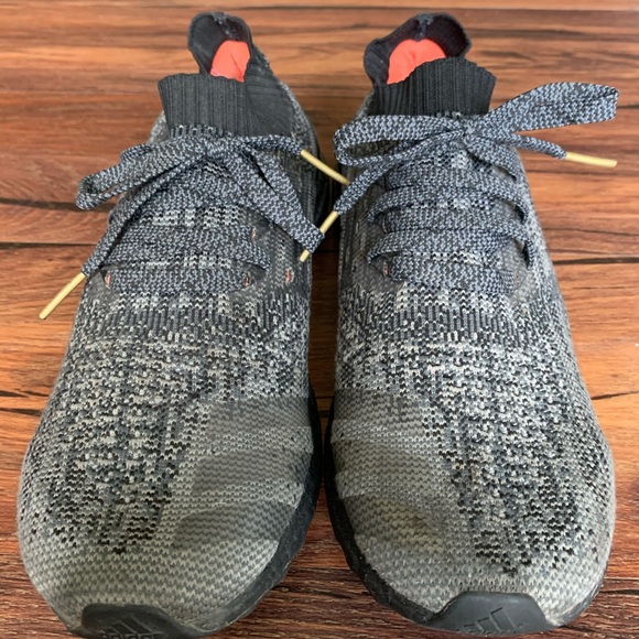 adidas Ultra Boost Uncaged Triple Black - Picture 2 of 7